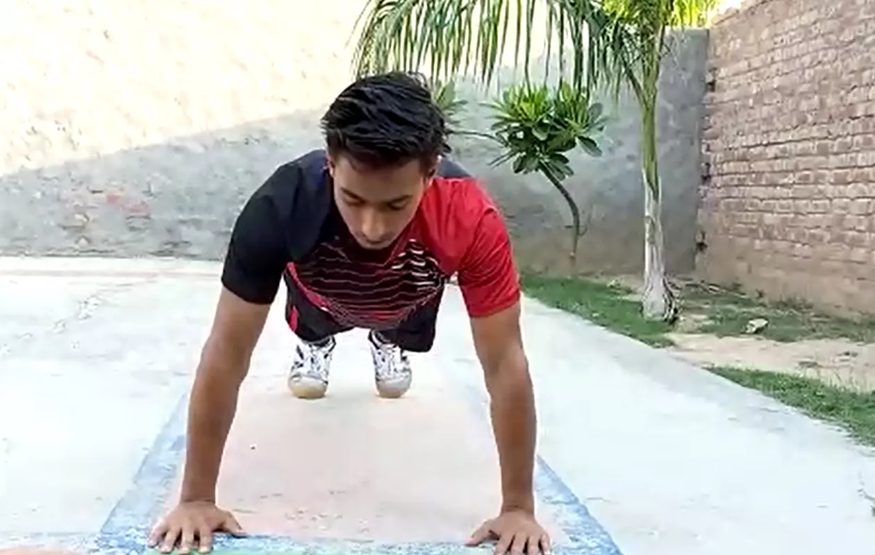 MAXIMUM PUSH-UPS IN 30 SECONDS (BROKEN)