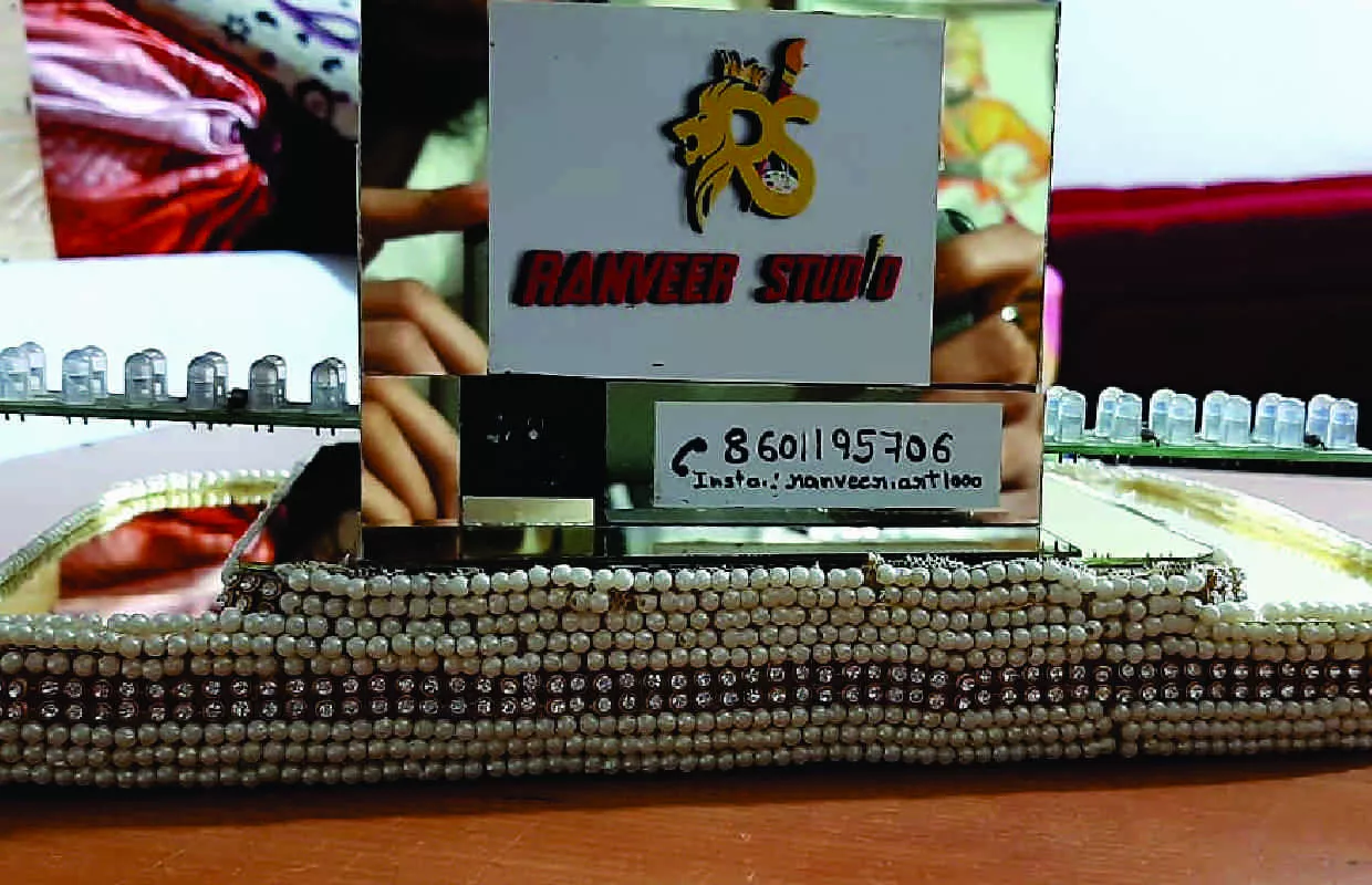 MAXIMUM STONES USED IN LED LAMP