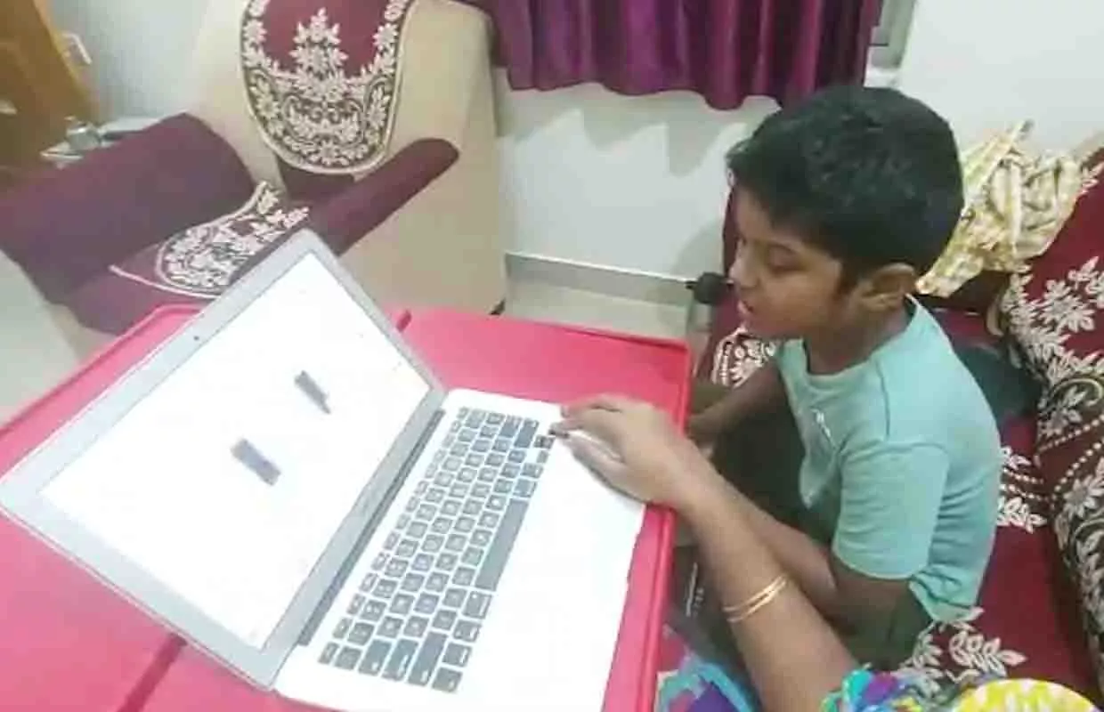 FASTEST TO IDENTIFY 100 LOGOS