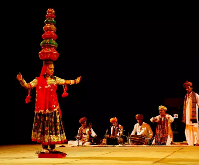 LONGEST BHAVAI GROUP DANCE