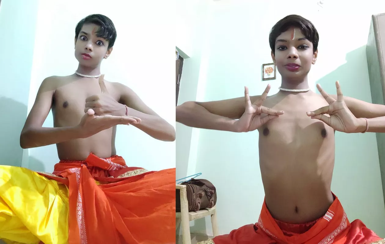 MAXIMUM FIVE STEPS KATHAK CHAKRA IN A MINUTE