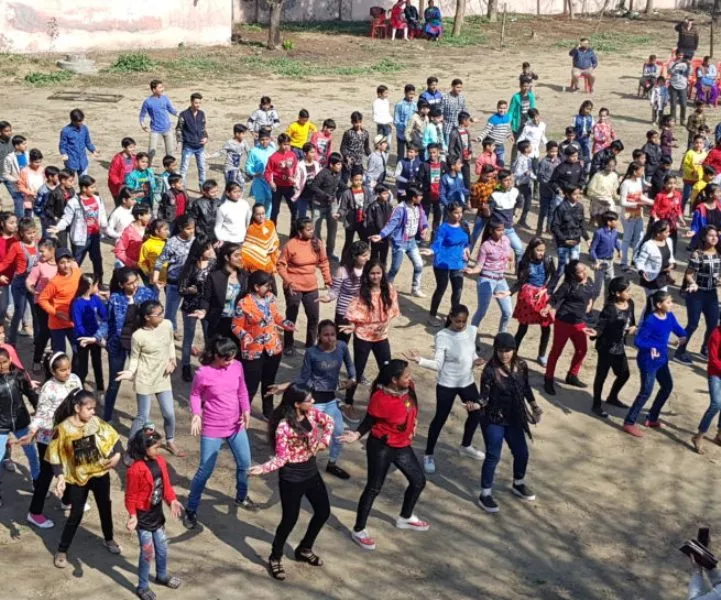 LARGEST HIP HOP DANCE