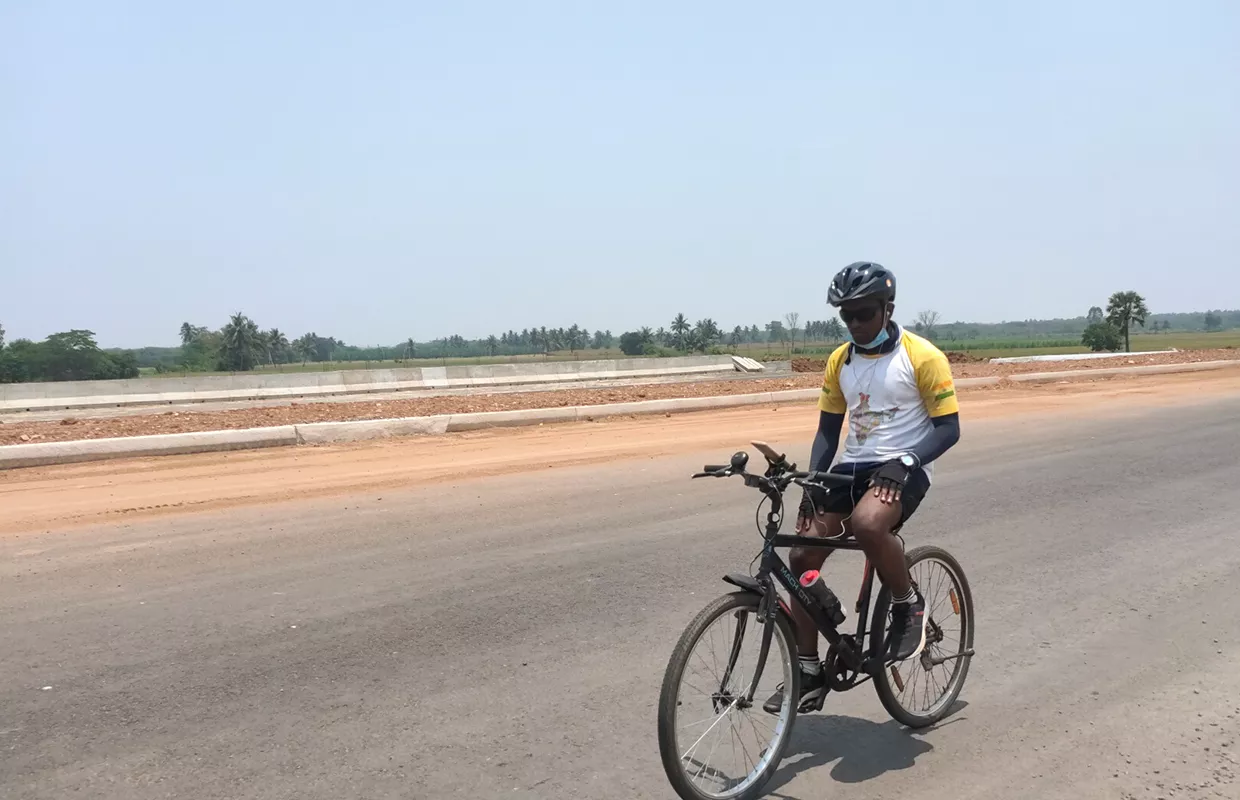 LONGEST DISTANCE INTER STATE CYCLING ON NON - GEAR CYCLE