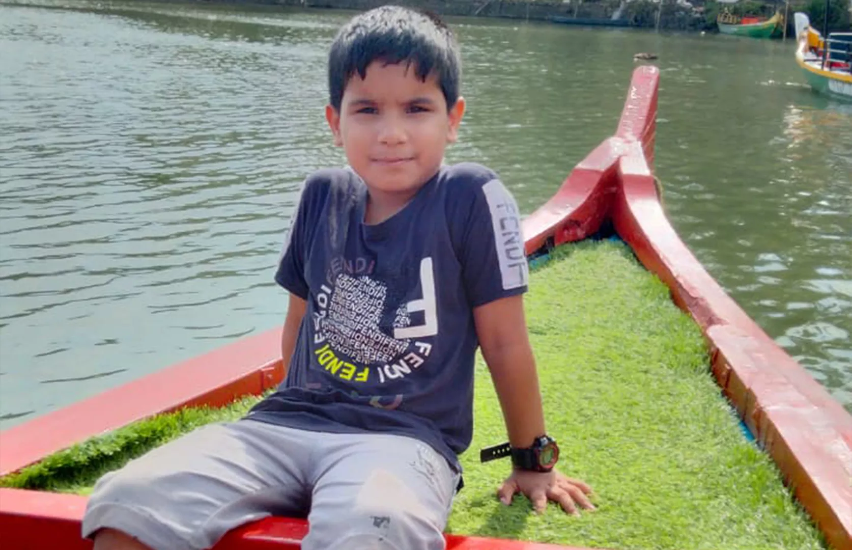 MAXIMUM MATCHSTICKS USED IN MAKING ASHOK CHAKRA (KID)