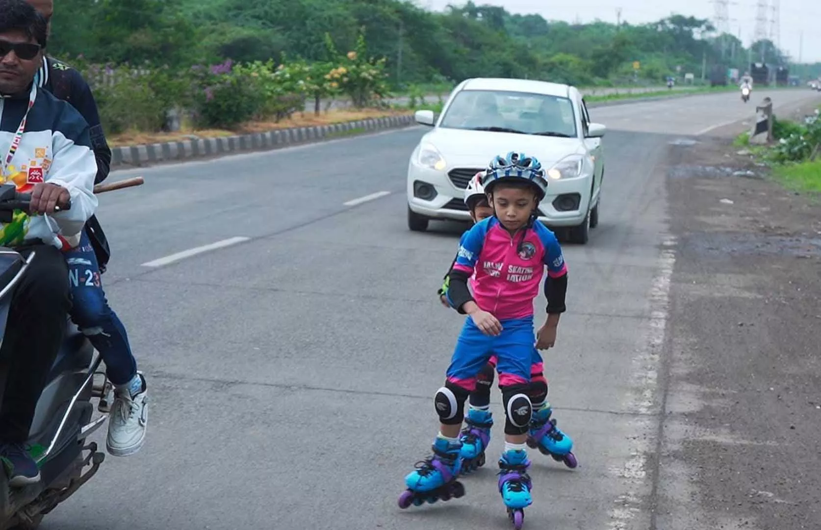 MOST DISTANCE COVERED ON SKATES BY A DUO