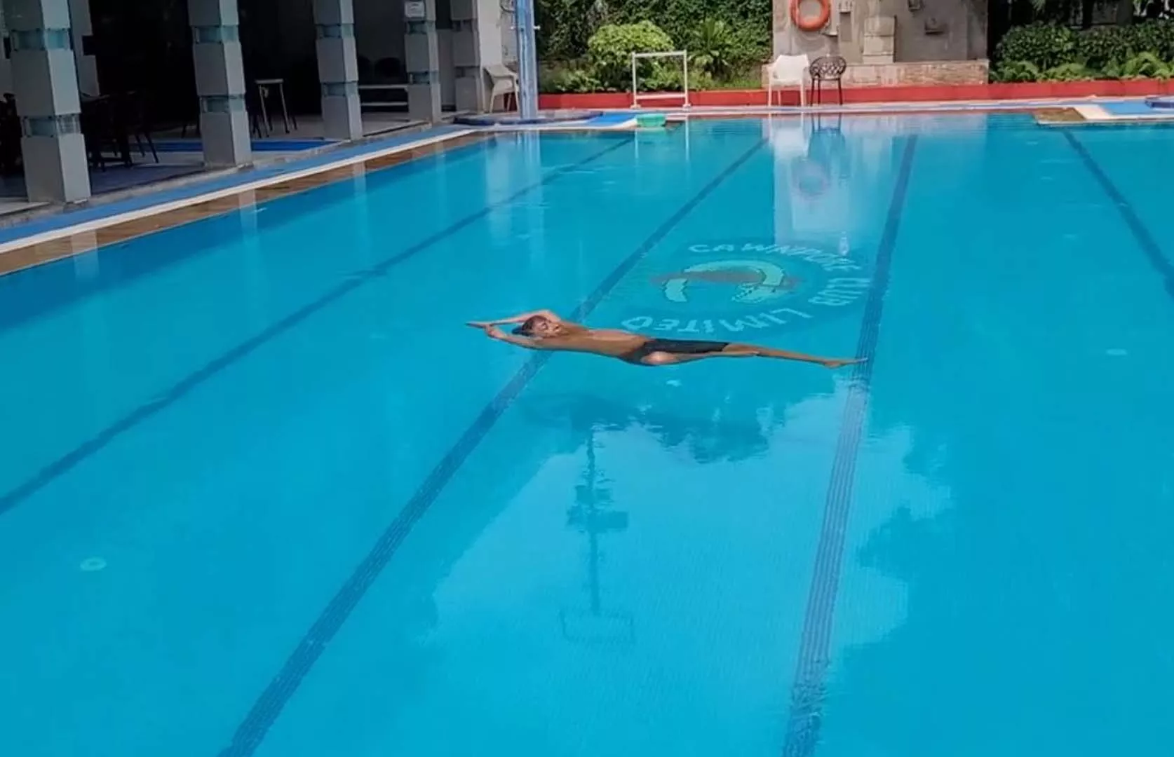 LONGEST TIME TO PERFORM AQUA YOGA TREE POSE WHILE FLOATING ON WATER