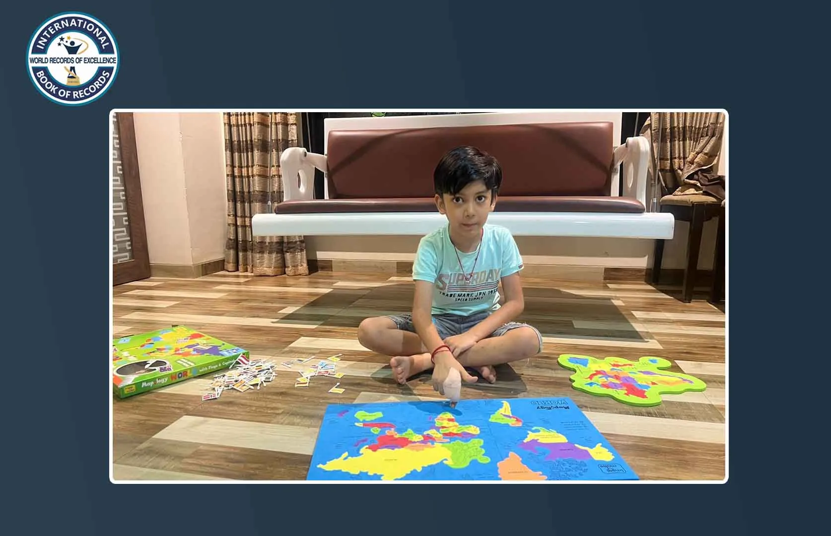 FASTEST TO SOLVE 78 PIECES WORLD MAP PUZZLE BY A KID