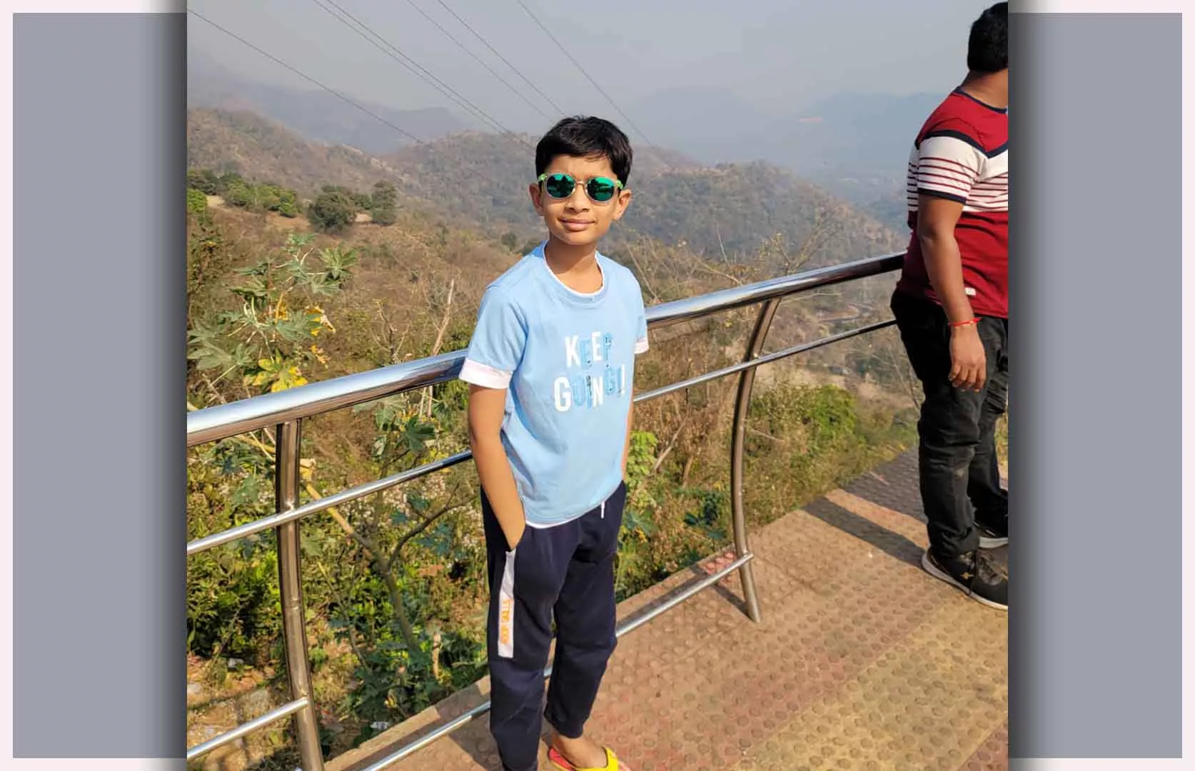 FASTEST TO IDENTIFY AND RECITE NAMES OF 50 CAR LOGOS BY A KID