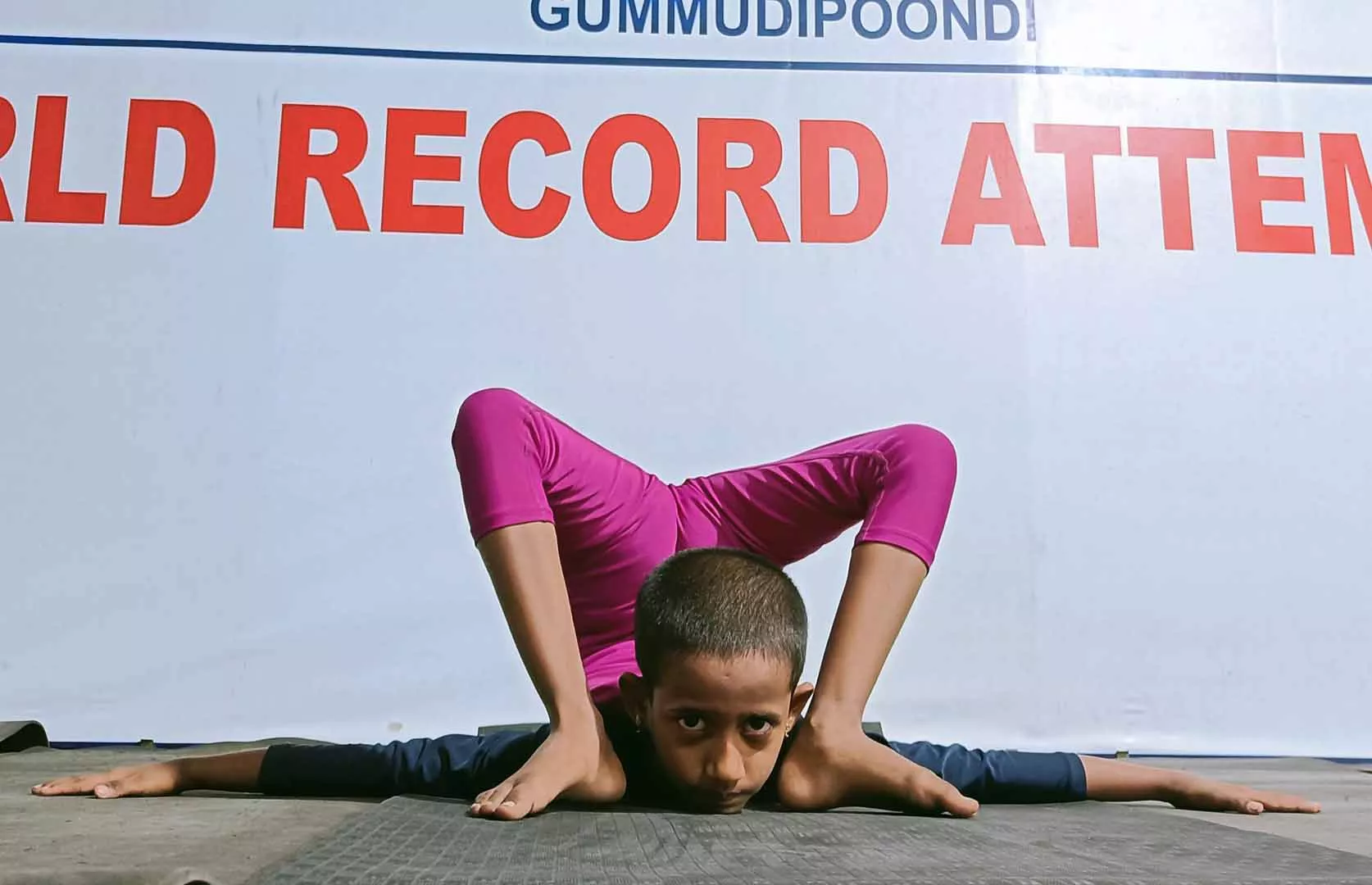 MOST FULL BODY ROTATIONS MAINTAINING CHEST STAND IN ONE MINUTE KID